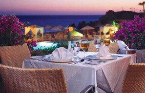 Enjoy seaside dinning with changing menus and themes (nightly)