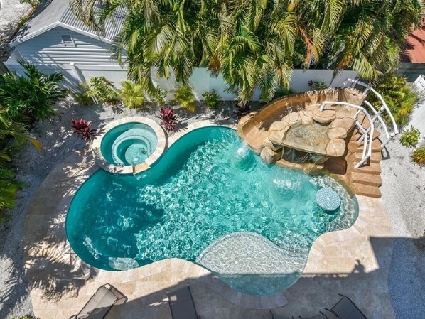 Private Pool and Spa