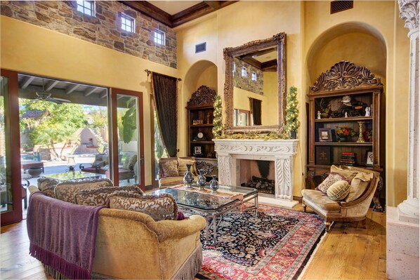 Family room as you walk through the front door. 