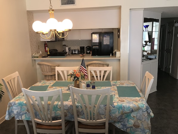 Dining room 1