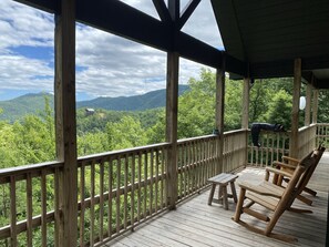 Upper deck with long views of the mountains and Wears Valley.