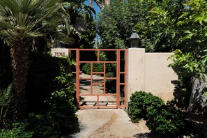 Entry Gate  "Welcome"