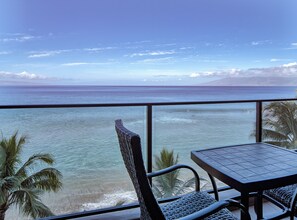Lanai view and table with 4 chairs. 