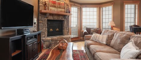 Luxury mountaintop living at Seven Springs Resort! 