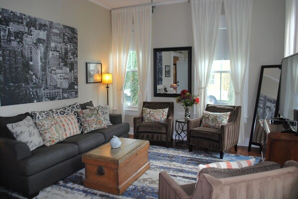 Gorgeous living room.  Great place to relax after day at the beach!