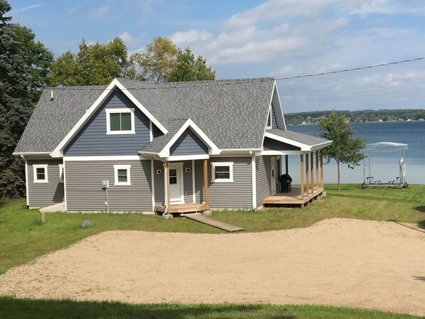  Back of cottage