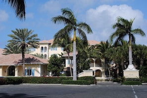Entrance to Villa Renaissance