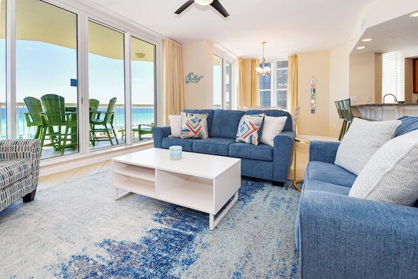 Silver Beach Tower West 406 - Living Area to Balcony