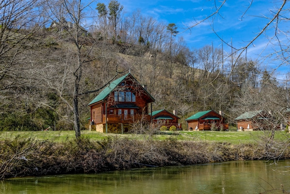Cabins on the River in Pigeon Forge "River Cabin" - Located on the Little Pigeon River