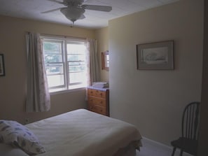 Bedroom with Double bed.
