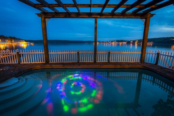 Lakeside Pool