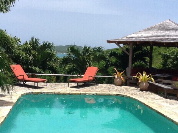 pool &amp; gazebo