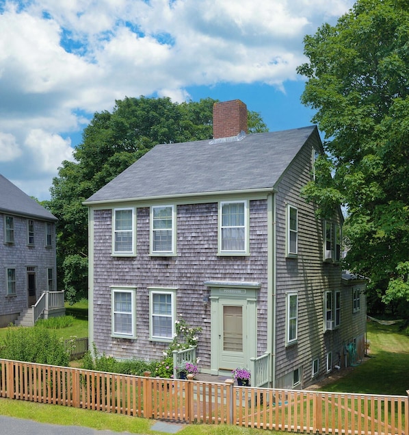 Welcome to the PoorHouse ca. 1804