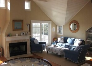 Living Room- opposite kitchen