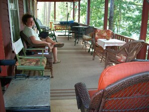 Huge covered porch.