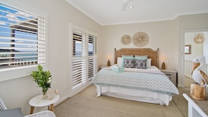 Master bedroom with en-suite - Second floor