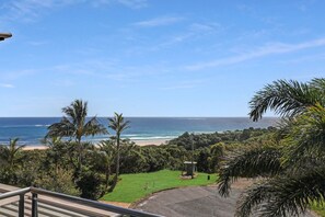 Vista para praia/oceano