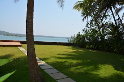 RIVER FRONT VILLA WITH 180 DEGREE VIEW OF RIVER CHAPORA