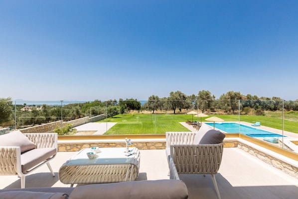 Litinas Villa offers amazing sea views from all areas!