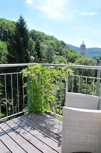 Apartment with balcony and dream view