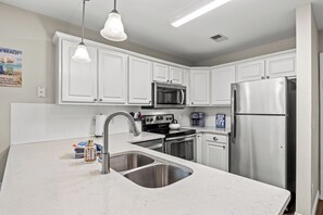 Kitchen - Large workspace great for entertaining and food preparation. 