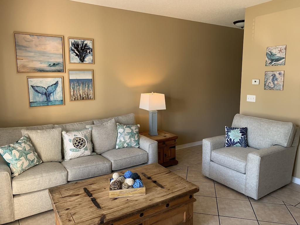AUGUST AVAILABILITY!Great family condo steps from beautiful beach!FREE
