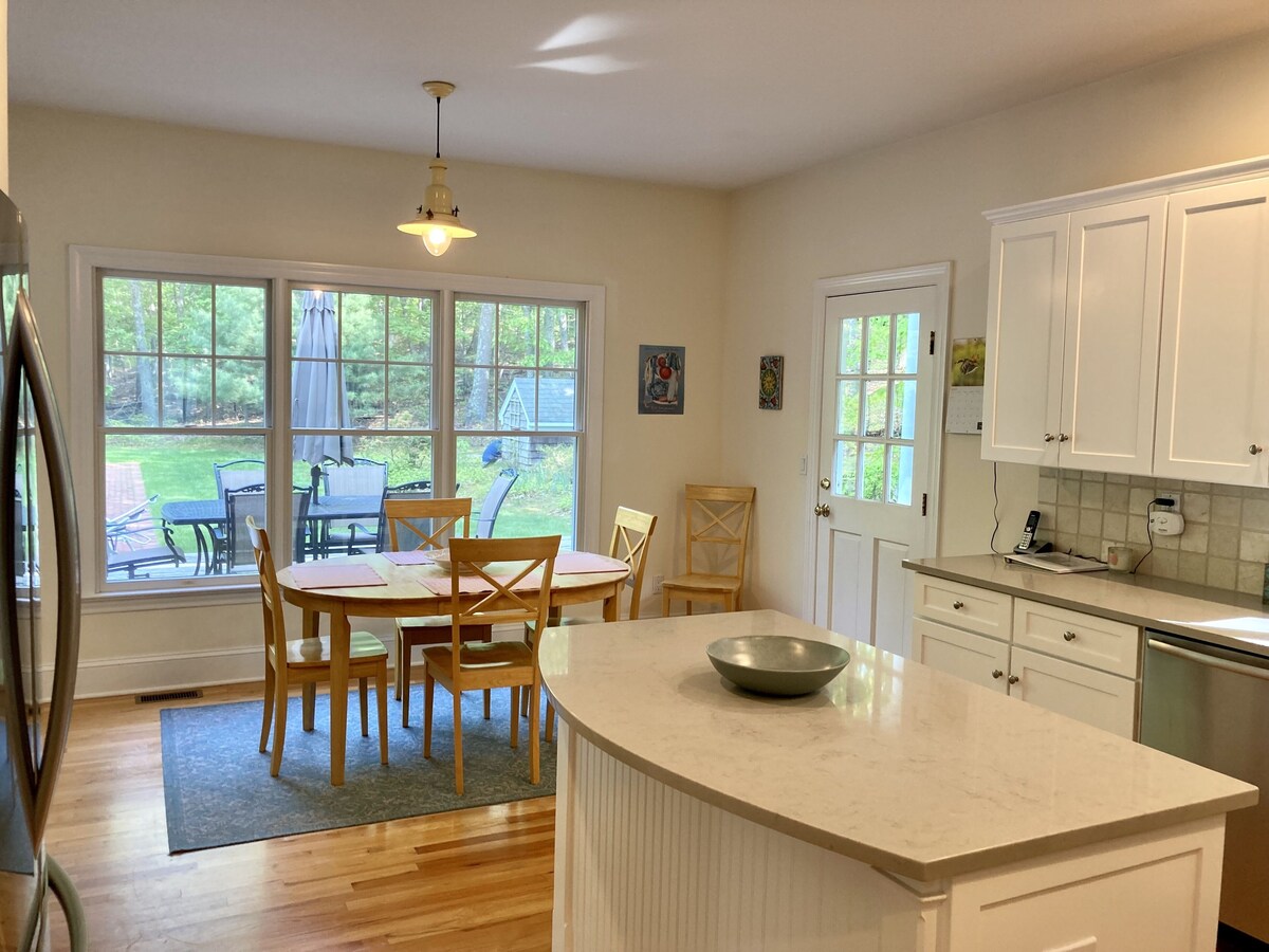 East Hampton Classic Close to Bay Beaches w/Private Backyard, Heated Pool & Deck