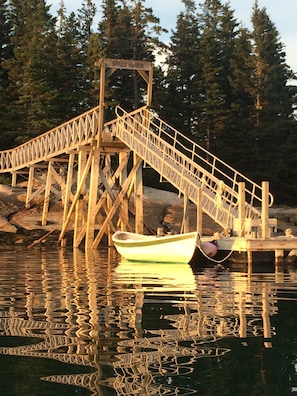 Dock- dock can be used but must be approved by owner. No use of our boats,