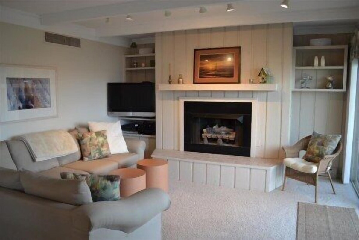 Lake Charlevoix condo in Landings At Boyne City