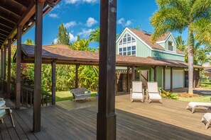 Front Ipe Wood Lanai