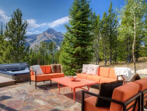Swift Bear Chalet, Deck, 1