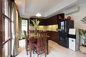 VILLA KITCHEN, WELL EQUIPPED, FULLY AIR CONDITIONED.