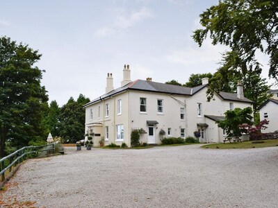 Bowden House - Lavender