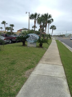 Front view of Villas on the Gulf