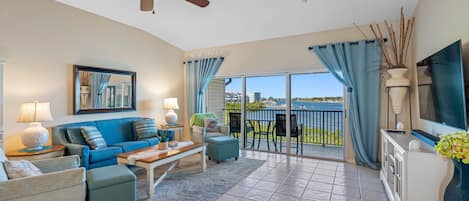 51-web-or-mls-19829 Gulf Blvd unit 704, Indian Shores, FL-51.JPG