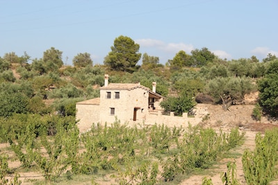 CASA  DE CAMPO EN UN ENTORNO UNICO. 