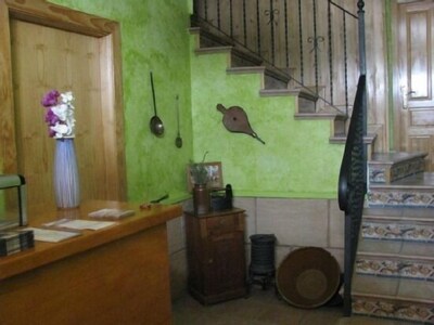 Alcanadre apartment 4 people, ideal families. Pets Allowed