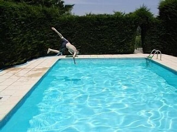 The pool is 1.9 metres deep at the deep end.