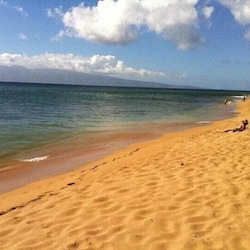 Famous Ka'anapali Beach!