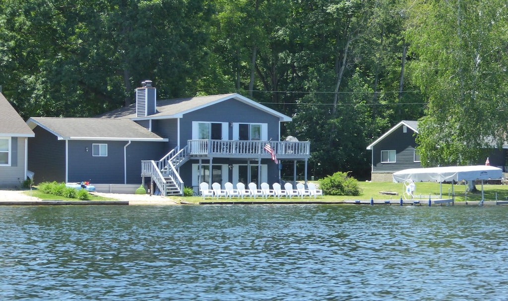 Immaculate All-Sports Lakefront -Golfer's Paradise -1 hour N of GR ...