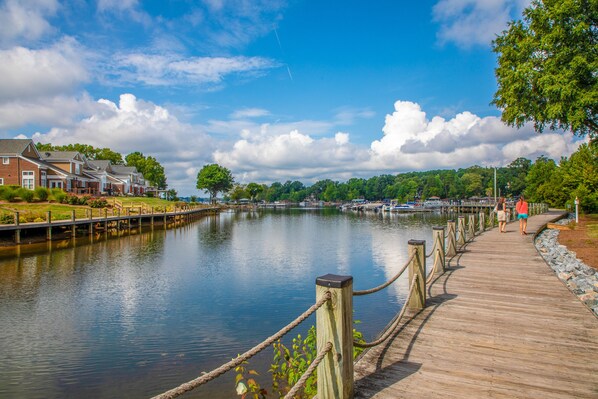 Welcome to Lake Norman, blue skies and sunshine!