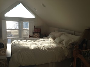3rd floor -- master bedroom with queen bed
