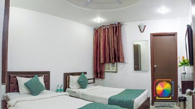 Hotel Taj Galaxy, Agra ( A Boutique Hotel )