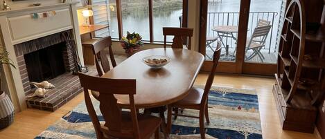 Dining room with fireplace