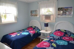 1st floor - second bedroom.