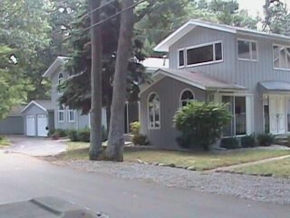 GRAND BEACH BEAUTY!! 46107 Ely Road, Grand Beach, MI