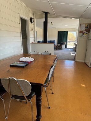Large kitchen table for big groups.
