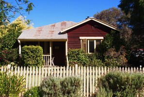 Dwellingup Mill House