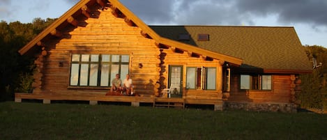 The Overlook Log Cabin on the hill