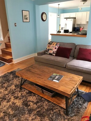 1st flr living room looking into kitchen